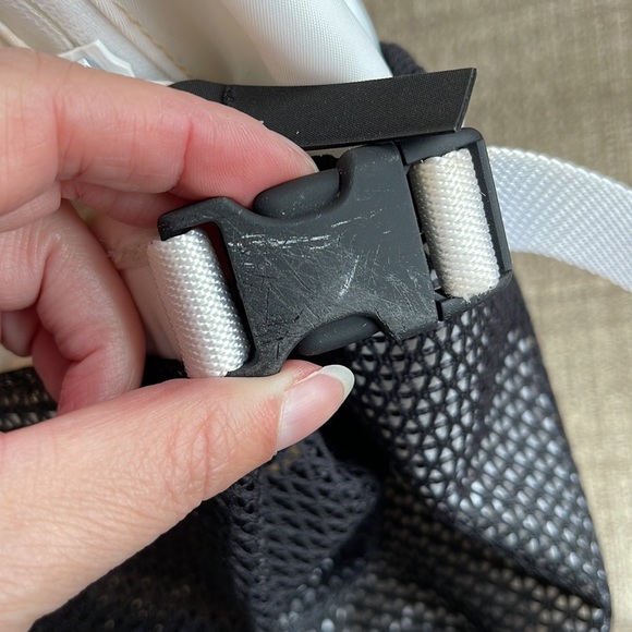 Lululemon All Hours Backpack - Picture 15 of 15